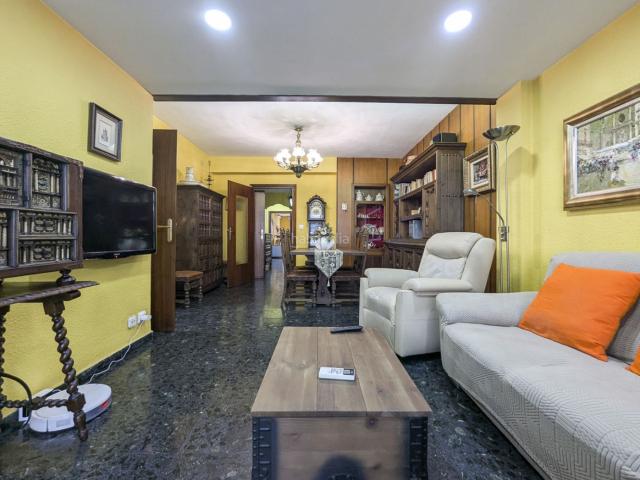 Piso en venta en Valencia, Arrancapins. RACASA Torres de Quart vende este magnífico y amplísimo piso ideal para quienes buscan amplitud, confort y una ubicación estratégi. Pisos.