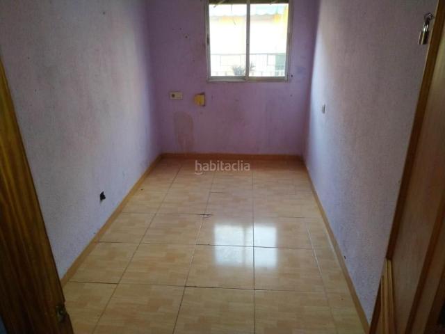 Piso en venta en Valencia, Barrio Benicalap. Solvia Inmobiliaria Piso Valencia. Pisos.