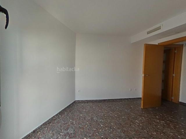 Piso en venta en Valencia, Barrio Benicalap. Pisos.