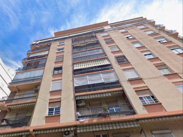 Piso en venta en Valencia, Barrio de Benimaclet. ¡Oportunidad de inversión! ? Propiedad en venta con proceso judicial avanzado. Pisos.