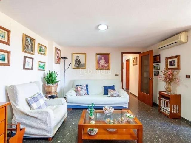 Piso en venta en Valencia, Barrio de Benimaclet. Se vende piso en Benimaclet, Valencia. Pisos.