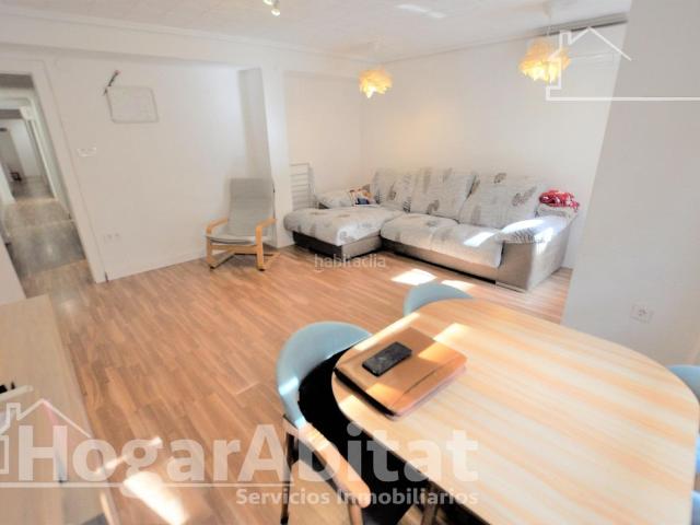 Piso en venta en Valencia, Benimàmet. REFORMADO CON BALCÓN CERCA DEL METRO. Pisos.