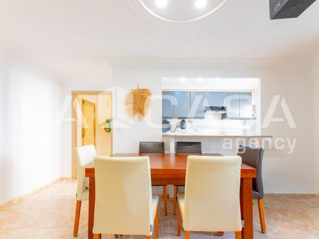 Piso en venta en Valencia, Camí Fondo. Piso a la venta en Calle del Riu Escalona. Pisos.