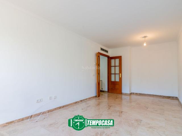 Piso en venta en Valencia, Camí Fondo. Pisos.