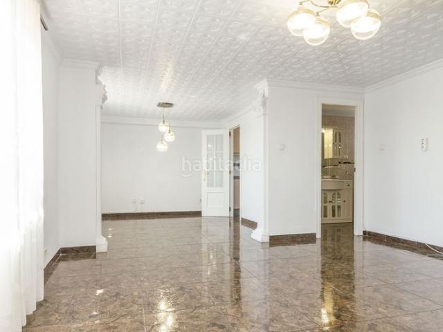 Piso en venta en Valencia, Cases de Bàrcena. Tu próximo hogar con dos balcones en Casas de Bárcena!. Pisos.