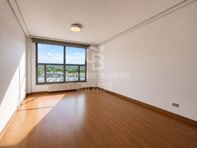 Piso en venta en Valencia, Ciutat de les Ciències i de les Arts Justicia. Exclusiva vivienda en altura con vistas panorámicas en la Ciudad de las Artes y las Ciencias. Pisos.