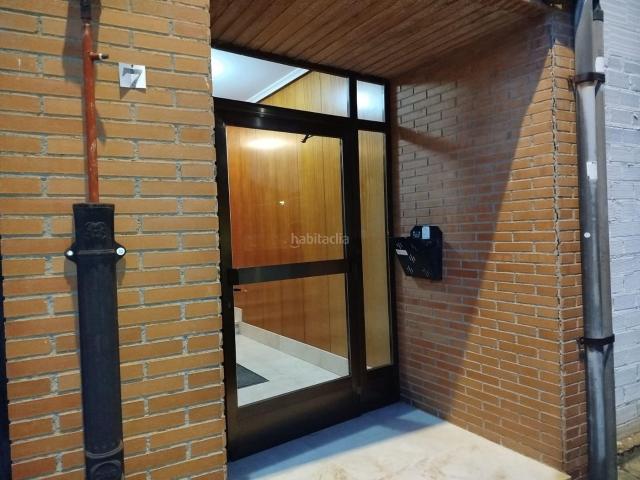 Piso en venta en Valencia de Don Juan. Piso en Calle Valdesaz. Pisos Valencia de Don.