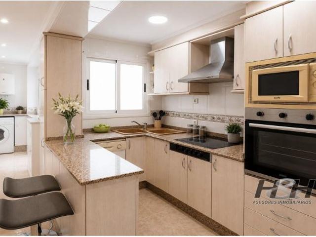 Piso en Venta en Valencia de las Torres, Valencia