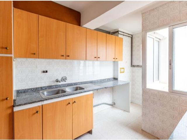 Piso en Venta en Valencia de las Torres, Valencia