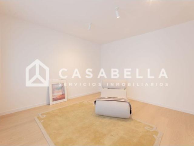Piso en Venta en Valencia de las Torres, Valencia