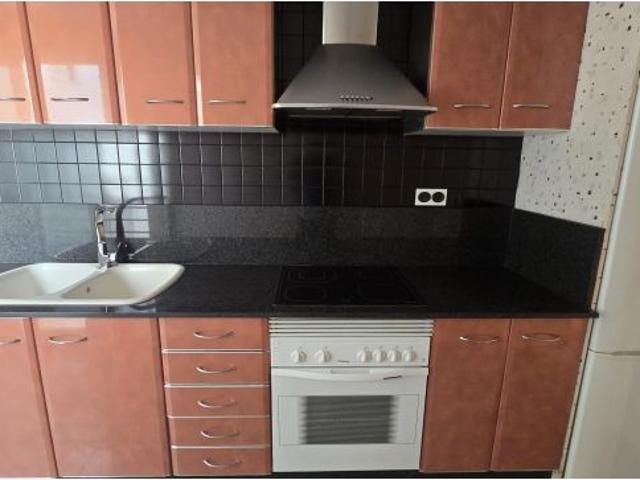 Piso en Venta en Valencia de las Torres, Valencia