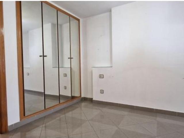 Piso en Venta en Valencia de las Torres, Valencia
