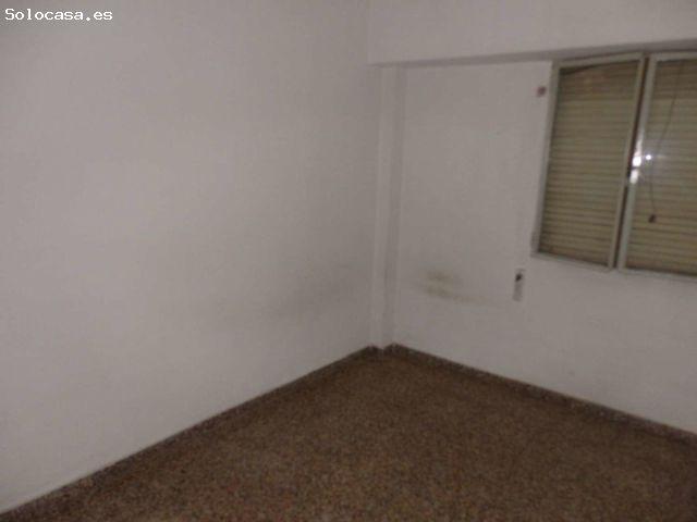 Piso en Venta en Valencia de las Torres, Valencia