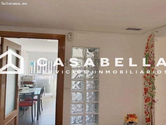 Piso en Venta en Valencia de las Torres, Valencia