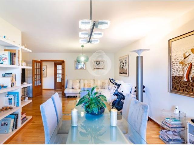 Piso en Venta en Valencia de las Torres, Valencia