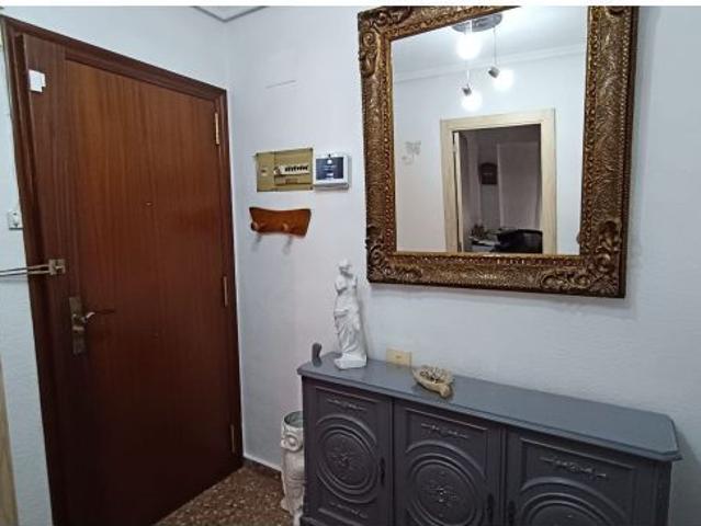 Piso en Venta en Valencia de las Torres, Valencia