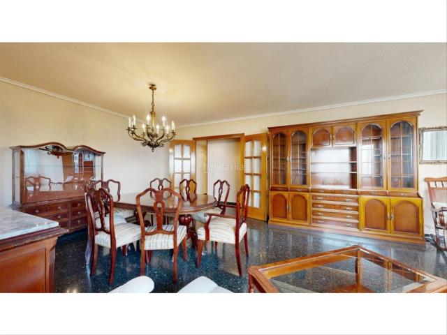 Piso en venta en Valencia, Exposició. Vivienda amplia de 4 dormitorios junto a Monforte y el Turia. Pisos.