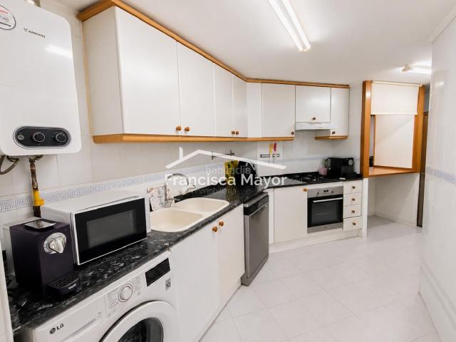Piso en venta en Valencia, El Cabanyal El Canyamelar. PISO CON TERRAZA Y BALCÓN JUNTO A SERRERÍA. Pisos.