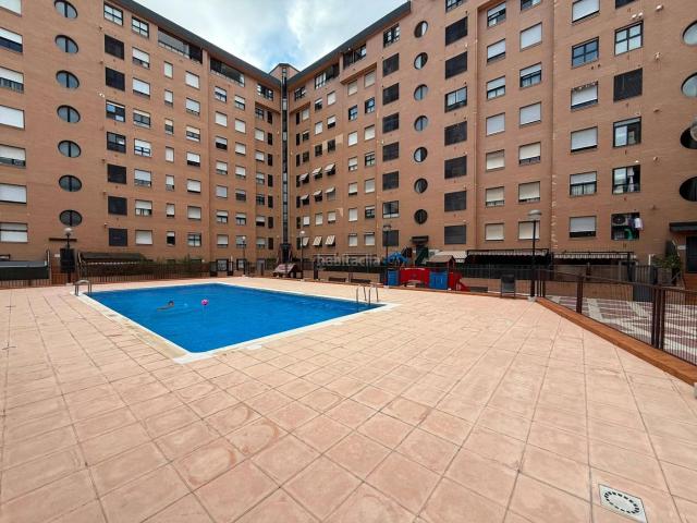 Piso en venta en Valencia, El Cabanyal El Canyamelar. Piso Moderno y Luminoso en Residencial Tranquilo del Cabañal. Pisos.