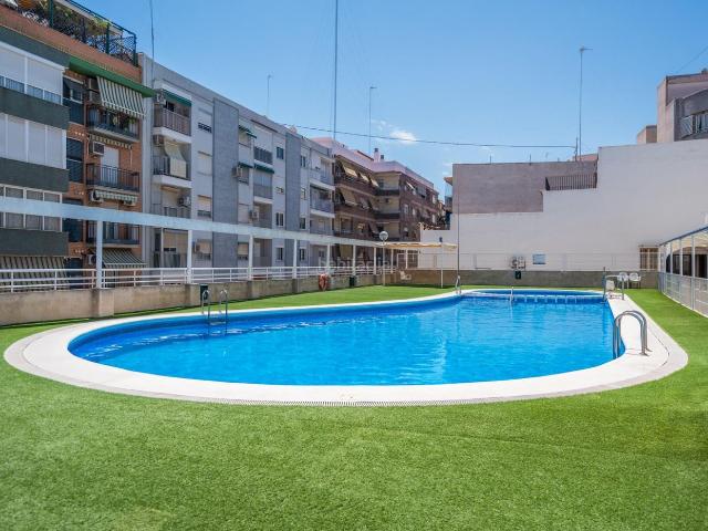 Piso en venta en Valencia, El Grau. VIVIENDA DE CALIDAD CON POSIBILIDAD DE PLAZA DE GARAJE, EN RESIDENCIAL EXCLUSIVO JUNTO AL MEDITERRANEO. Pisos.