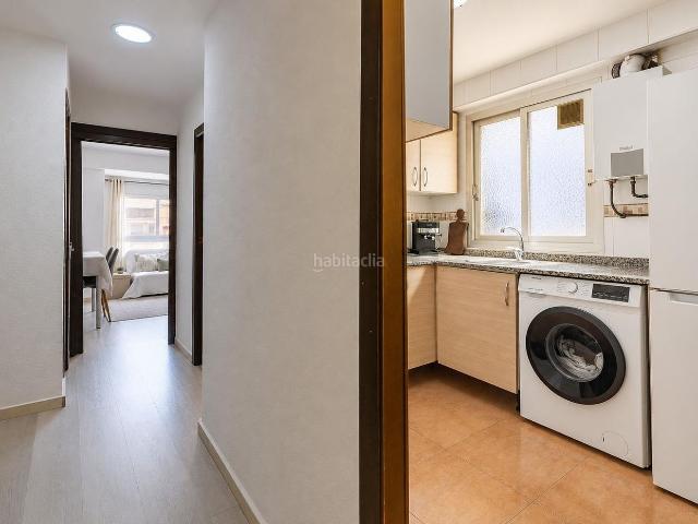 Piso en venta en Valencia, El Grau. LUZ, BALCÓN Y UBICACIÓN EN EL CABANYAL UNA OPORTUNIDAD PARA VIVIR O INVERTIR CERCA DEL MAR. Pisos.