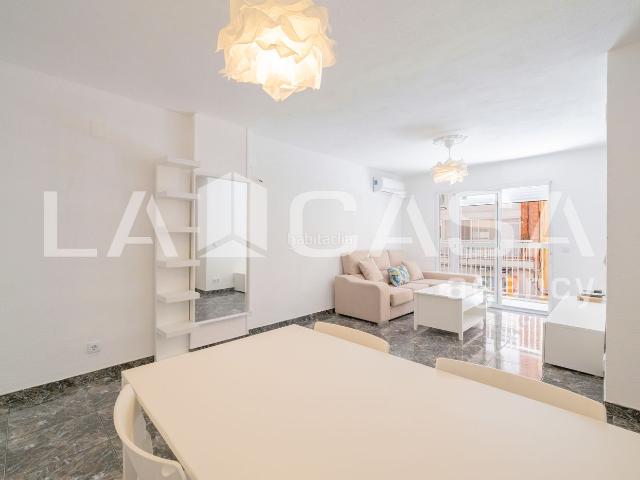 Piso en venta en Valencia, El Grau. Piso en venta en Calle dIsaac Peral sn. Pisos.