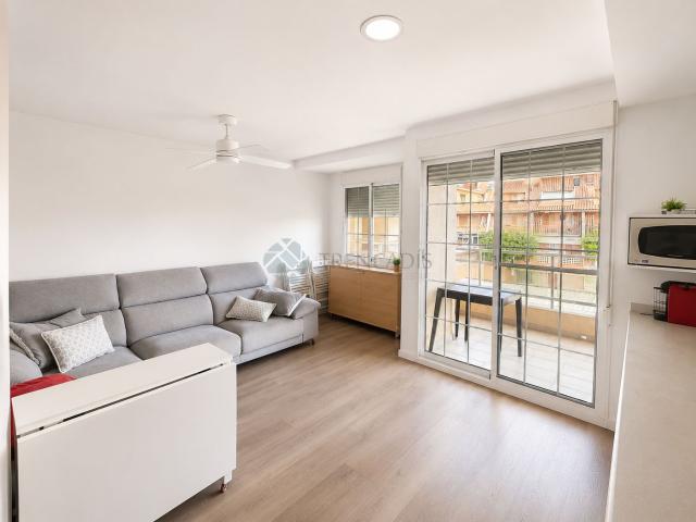 Piso en venta en Valencia, El Perellonet. Pisos.
