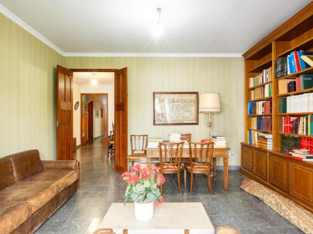 Piso en venta en Valencia, El Pla del Remei. Pisos.