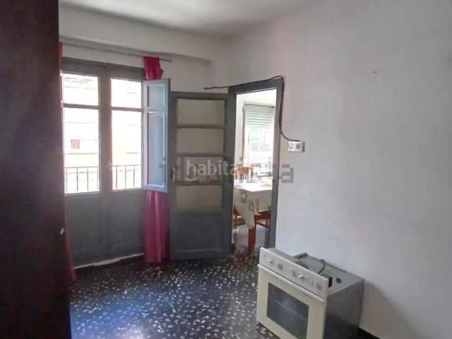 Piso en venta en Valencia, Els Orriols. Venta de piso en València Capital. SIN ASCENSOR Y BALCÓN. Pisos.