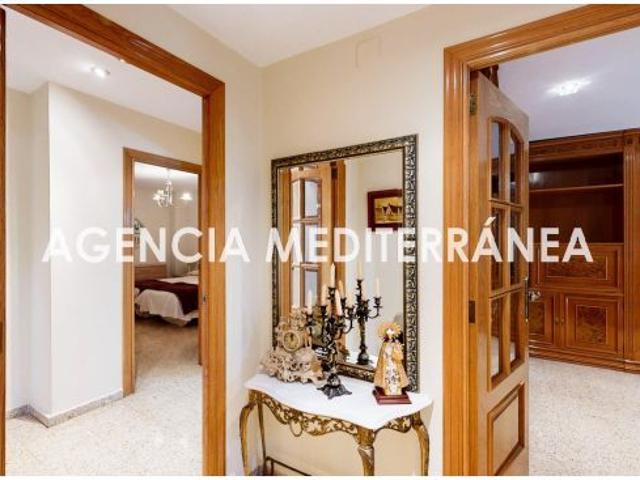 Piso en venta en Valencia, en calle Alboraya, CON GARAJE!