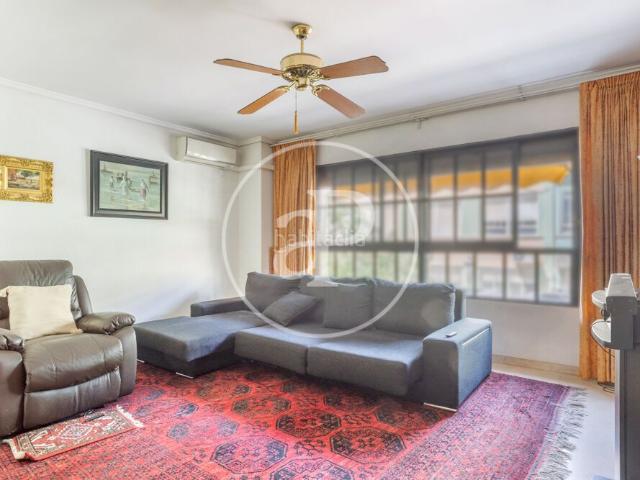 Piso en venta en Valencia, Gran Via. Piso en venta en Pla del Remei. Pisos.
