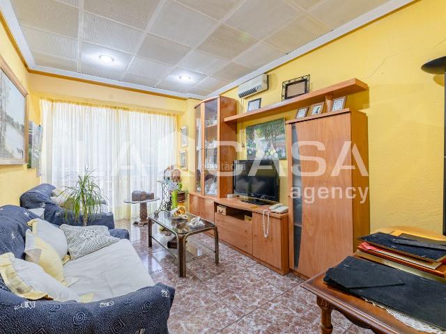 Piso en venta en Valencia, L´Illa Perduda. GRAN OPORTUNIDAD EN VALENCIA!. Pisos.