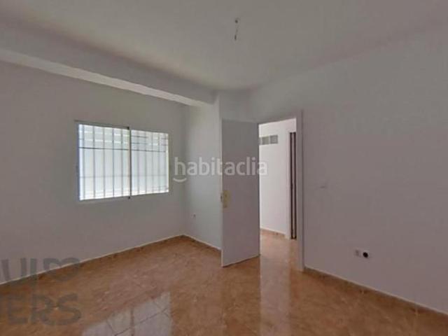 Piso en venta en Valencia, L´Illa Perduda. Piso en venta en calle Santos Justo y Pastor. Pisos.