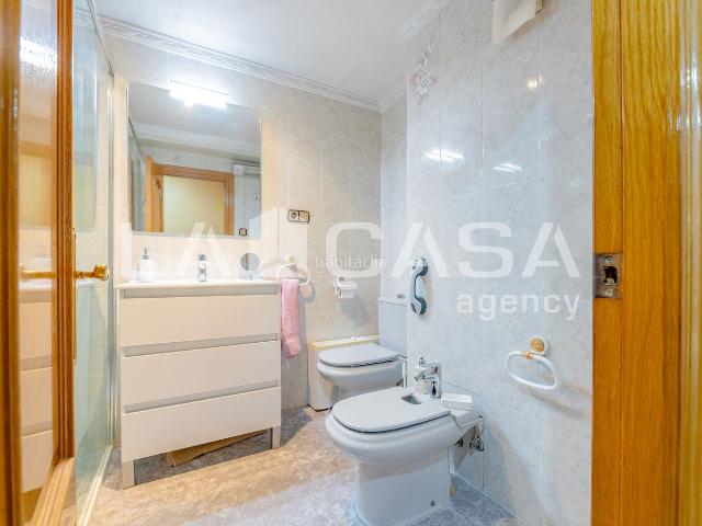 Piso en venta en Valencia, L´Illa Perduda. VIVIENDA IDEAL CON BALCON. Pisos.