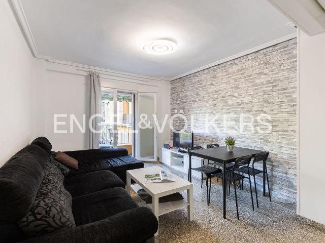 Piso en venta en Valencia, La Bega Baixa Plaza Xúquer. VIVIENDA DE 4 HABITACIONES Y ENCANTADORAS VISTAS EN PLAZA XÚQUER. Pisos.