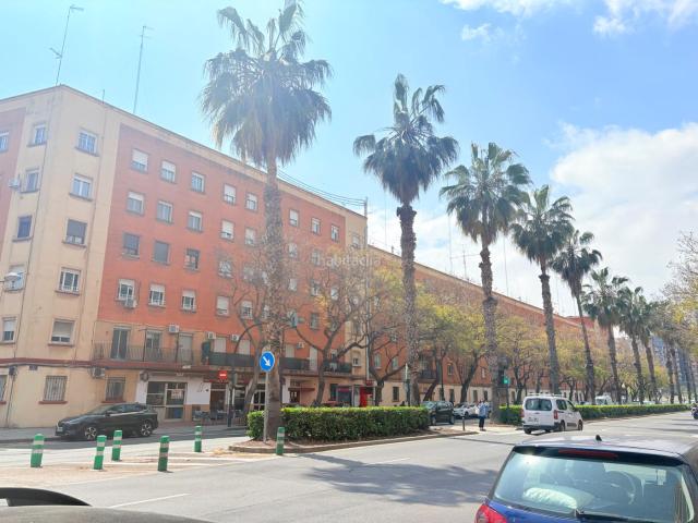 Piso en venta en Valencia, La Creu del Grau. piso en venta en avenida baleares. Pisos.