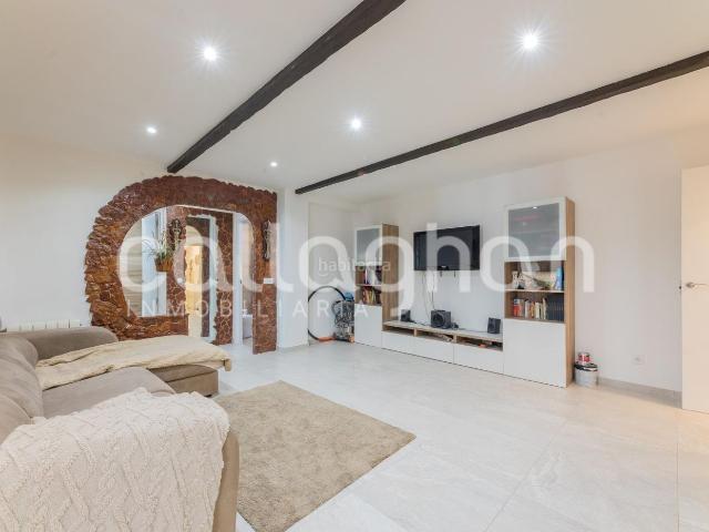 Piso en venta en Valencia, La Creu del Grau. Piso reformado en Calle Lebón. Pisos.