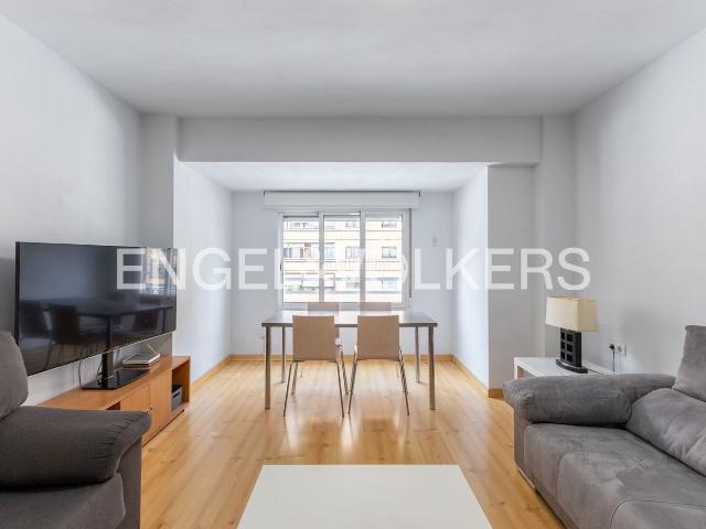 Piso en venta en Valencia, La Raïosa. Luminosa vivienda junto al futuro Parque Central. Pisos.