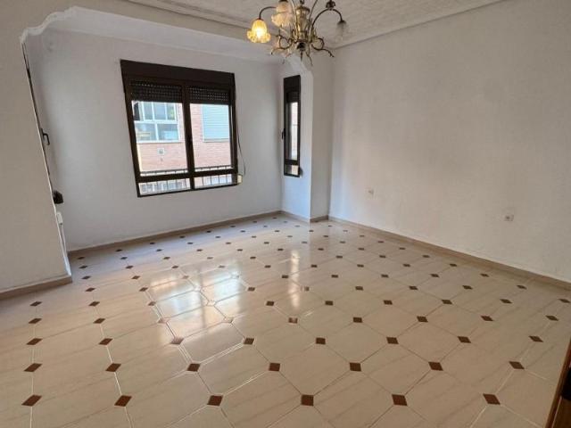 Piso en venta en Valencia, Penya Roja
