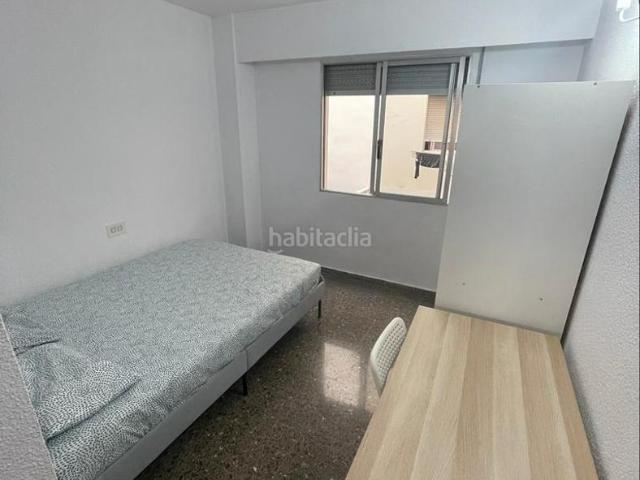 Piso en venta en Valencia, Penya Roja Avda. Francia. ¡Oportunidad única en Carrer del Riu Escalona!. Pisos.