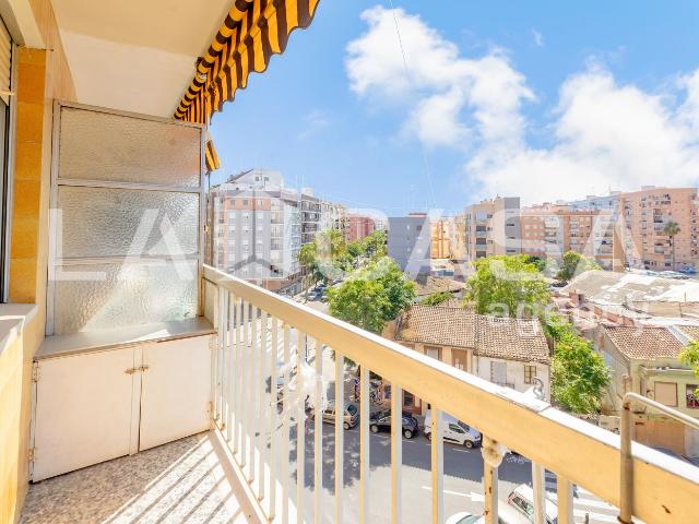Piso en venta en Valencia, Sant Antoni. Pisos.