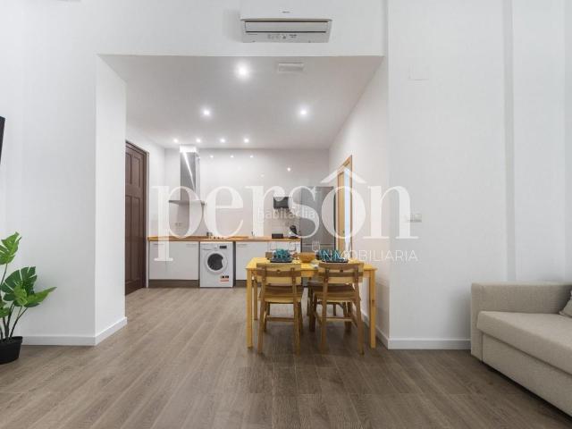 Piso en venta en Valencia, Sant Francesc. Lote de 3 estudios en rentabilidad en pleno centro de Valencia. Pisos.