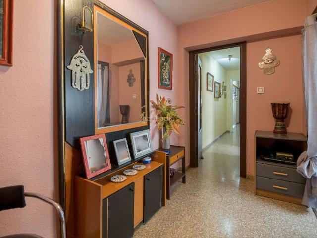 Piso en venta en Valencia, Sant Isidre. NUDA PROPIEDAD en venta en Calle Mariano de Cavia. Pisos.
