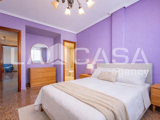 Piso en venta en Valencia, Tormos. Piso exterior con balcón en Valencia 3 habitaciones, luminoso y listo para entrar a vivir. Pisos.