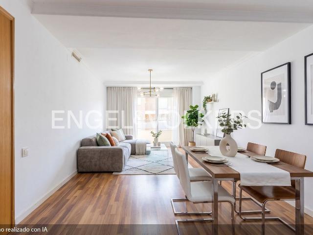 Piso en venta en Valencia, Torrefiel. Oportunidad Marques de Montortal Torrefiel. Pisos.