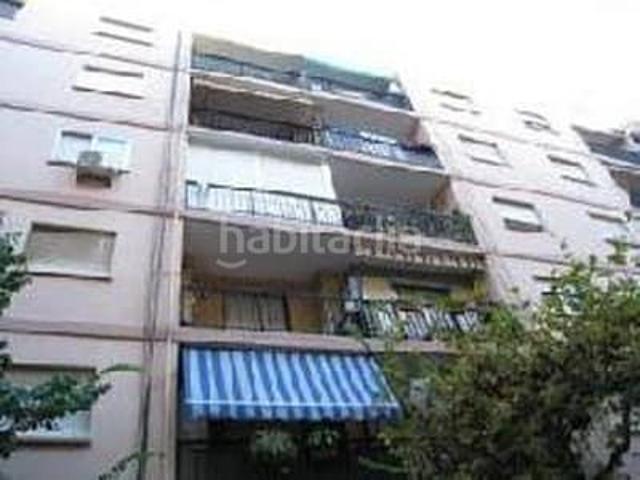 Piso en venta en Valencia, Torrefiel. Pisos.