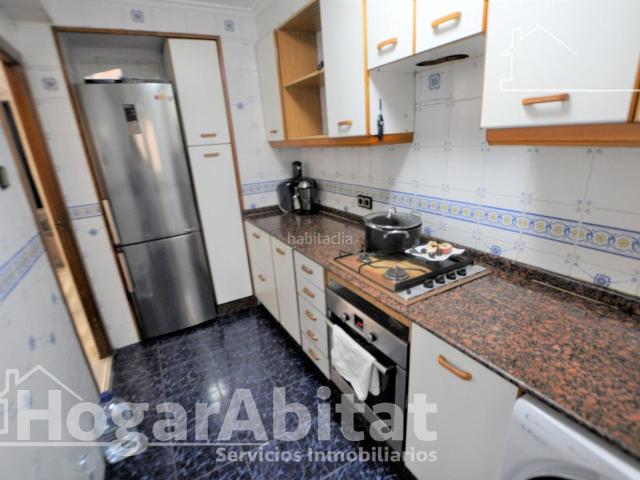 Piso en venta en Valencia, Torrefiel. REFORMADO, BONITO Y EXTERIOR MUY CERCA DE PESET ALEIXANDRE. Pisos.