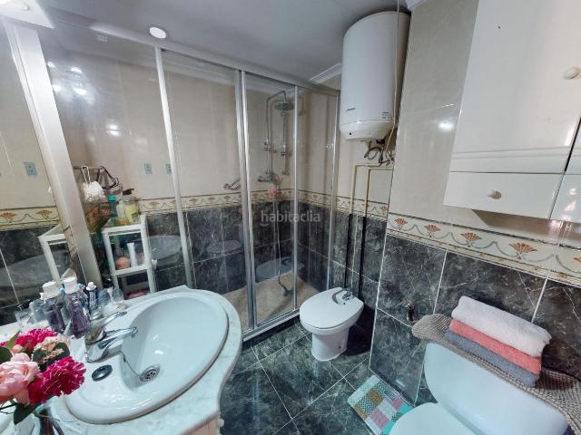 Piso en venta en Valencia, Tres Forques. VIVIENDA EN BUEN ESTADO CON ASCENSOR. Pisos.