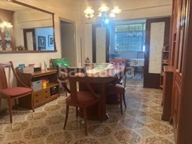 Piso en venta en Valencia, Tres Forques. Amplio Piso en Tres Forques, Valencia Ideal para Familias. Pisos.
