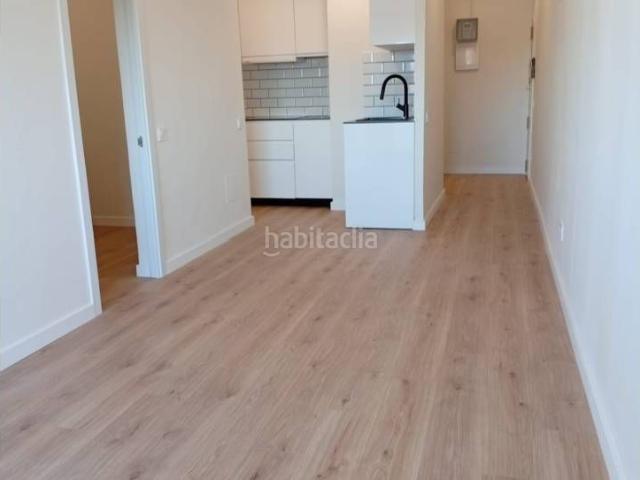Piso en venta en Valencia, Vara de Quart. Estupendo piso reformado en Av.De Les Tres Creus. Pisos.